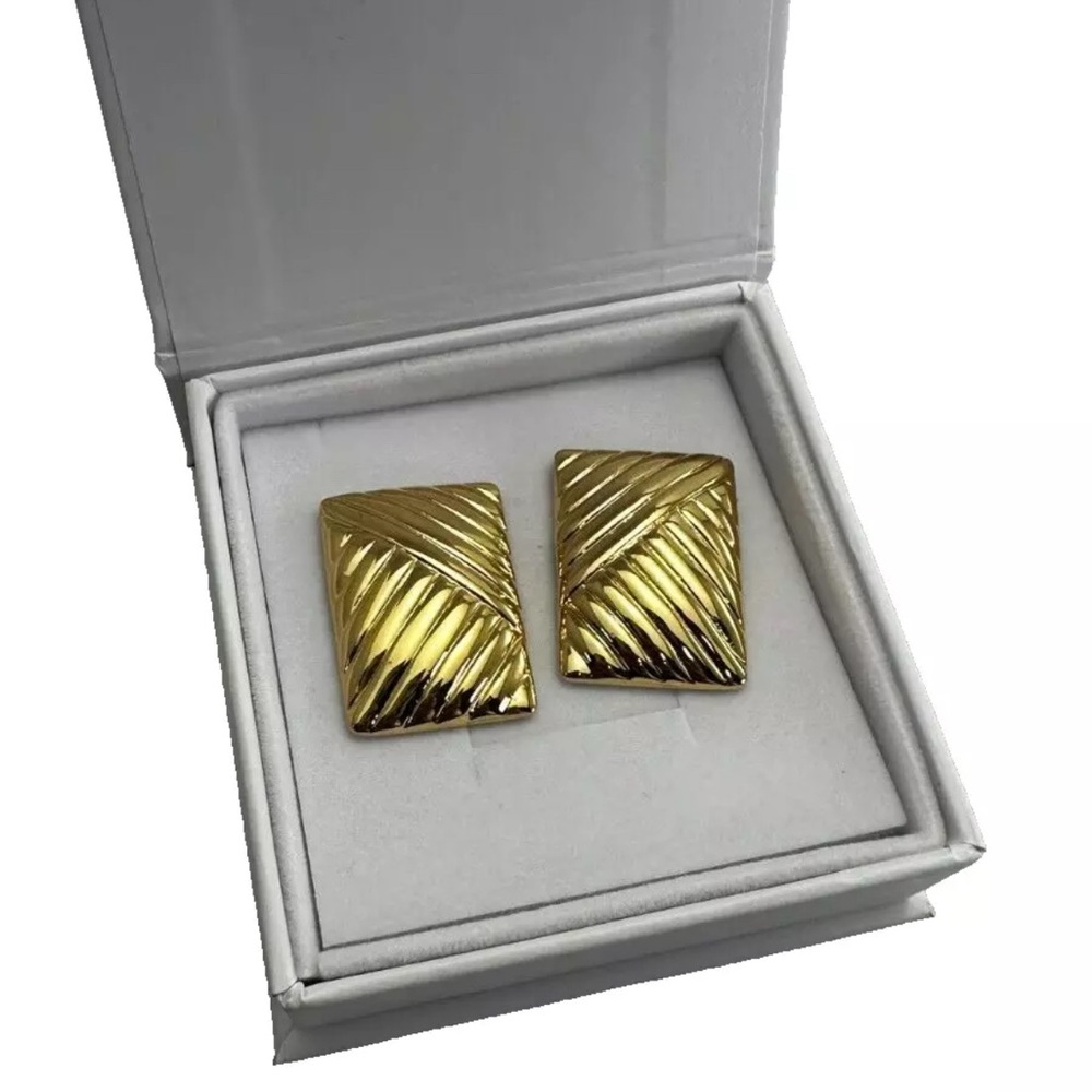 Heaven mayhem lined earrings